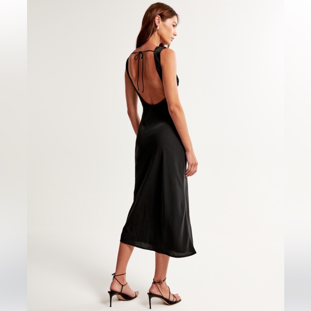 NWT - Abercrombie & Fitch - Open Back Black Midi Dress - Size Small - Picture 2 of 6